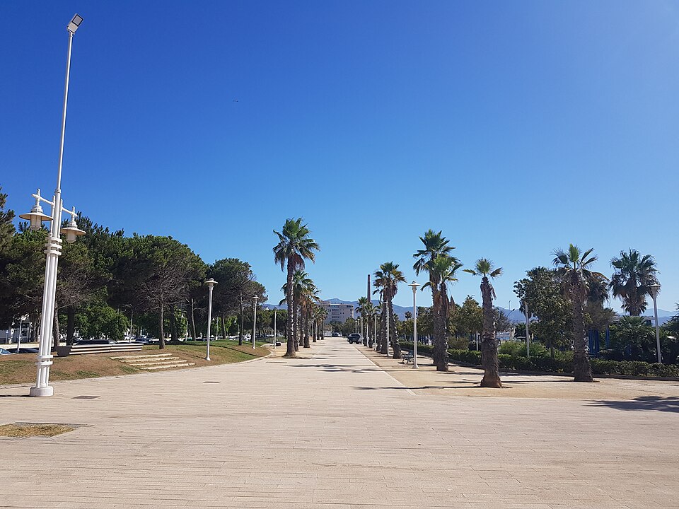 En kvällspromenad längs Málagas strandpromenad