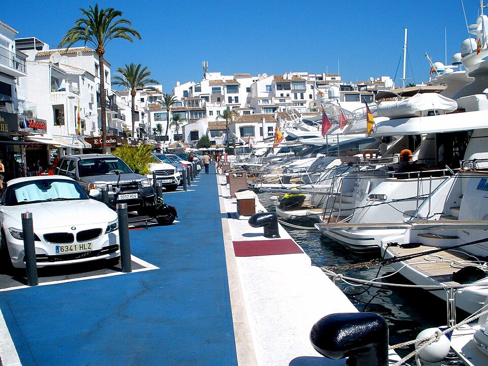 Puerto Banús